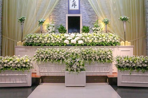 洋風デザイン祭壇