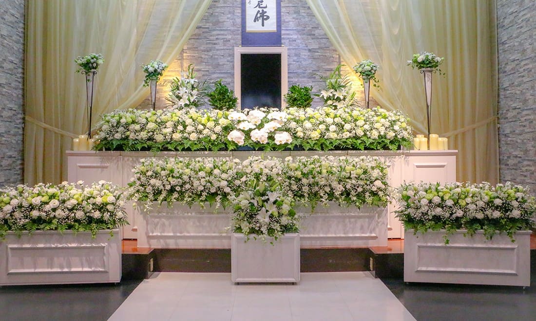 洋風デザイン祭壇125のご案内 公式 いけ葬儀社